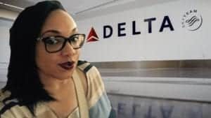 Delta Flight Crew Stop Black Dr From Rendering Aid;Allowed White Dr Instead