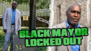 White Power Structure Locked Elected Black Mayor Out Of Townhall And Refuse To Let Him Do His Job
